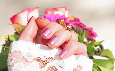 Errores comunes al hacer manicure y cómo evitarlos